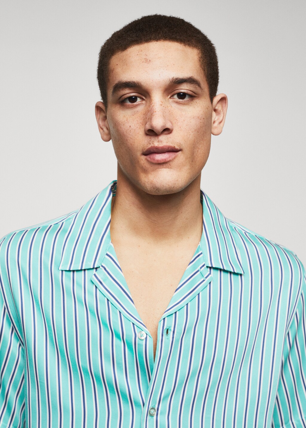 Regular-fit striped bowling shirt - Details of the article 1