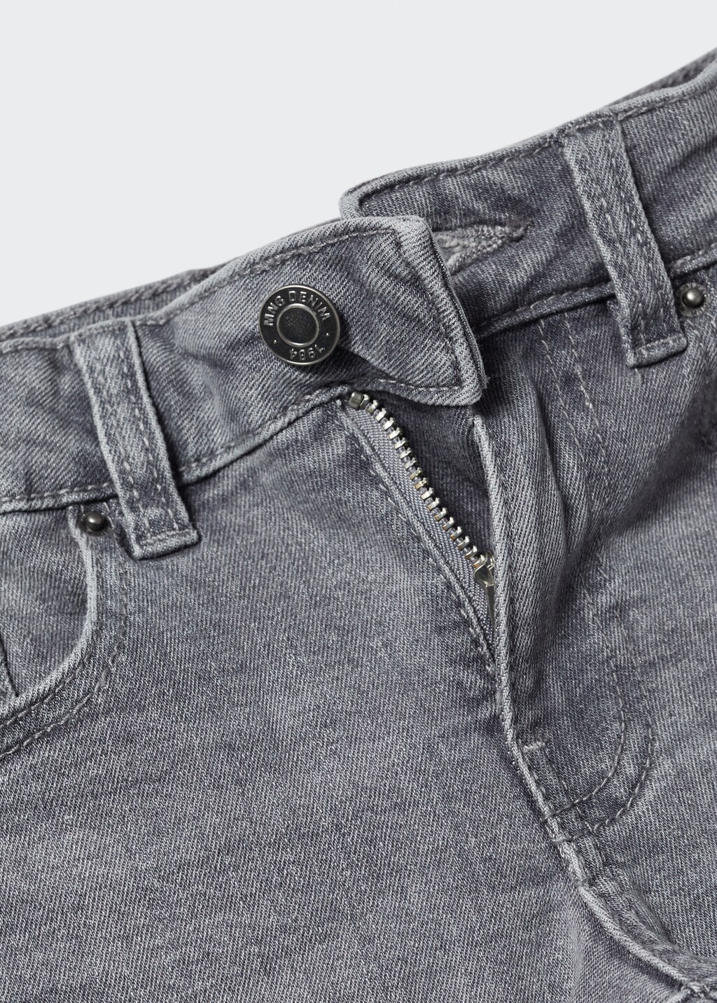 Cotton denim shorts - Details of the article 8