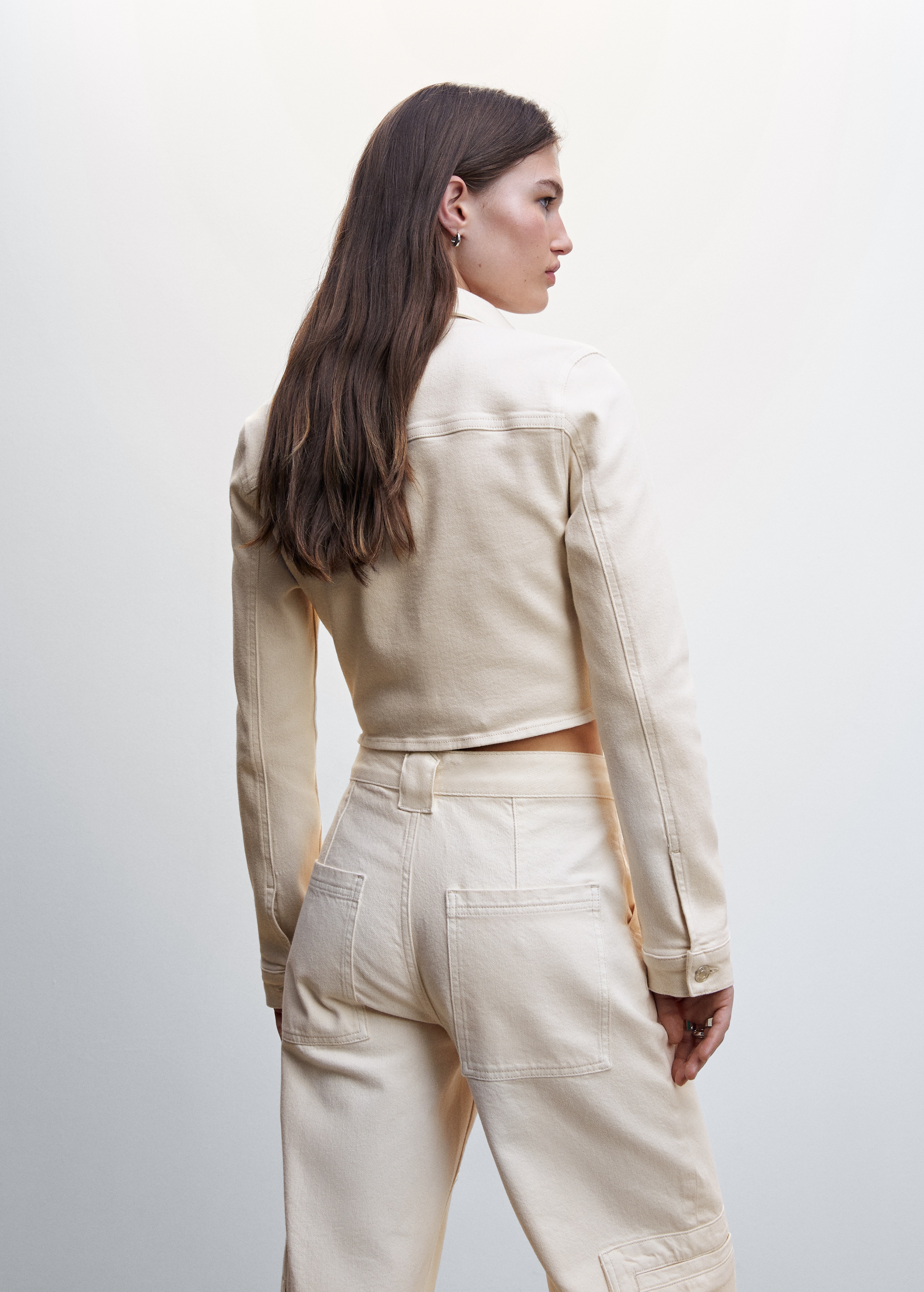Rounded hem jacket - Reverse of the article
