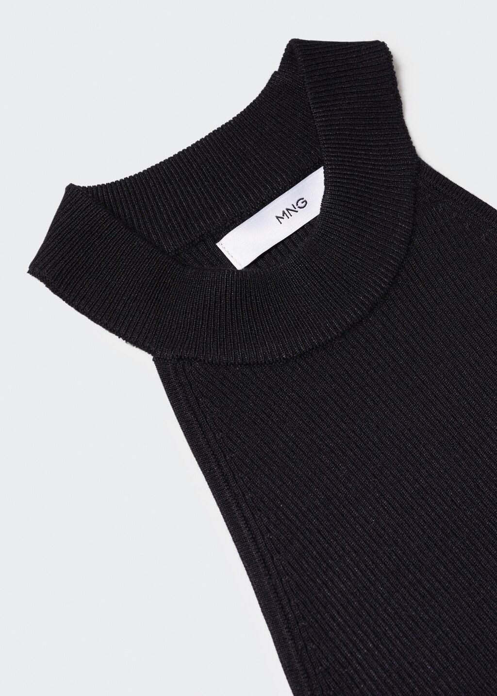 Halter-neck knitted top - Details of the article 8