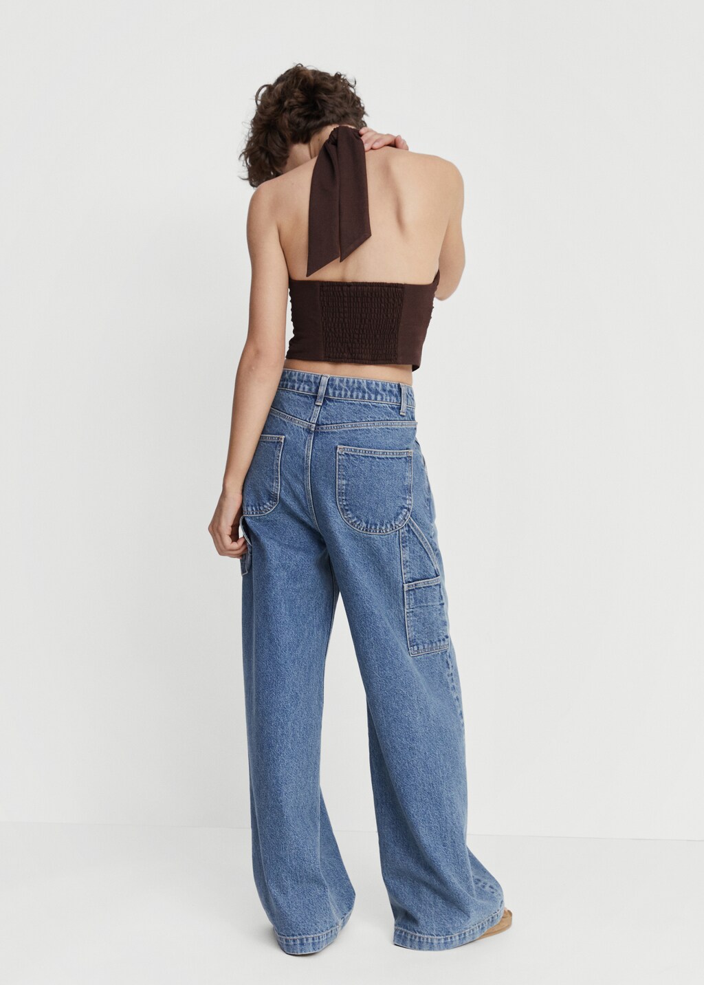 Crop top s výstřihem halter - Zadní strana zboží