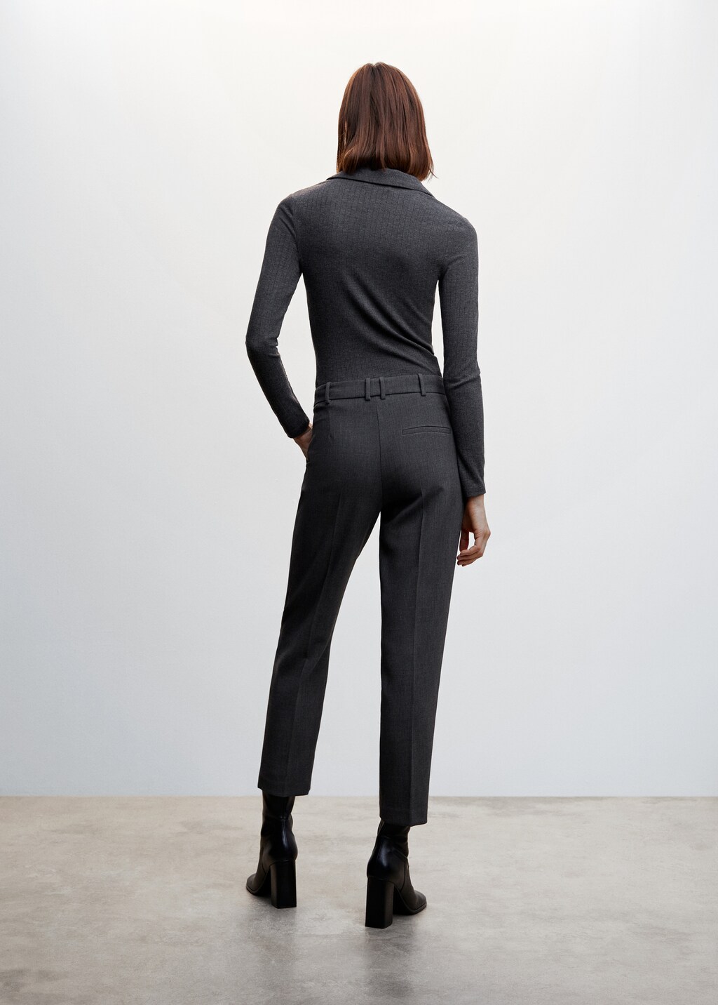 Straight suit pants - Reverse of the article