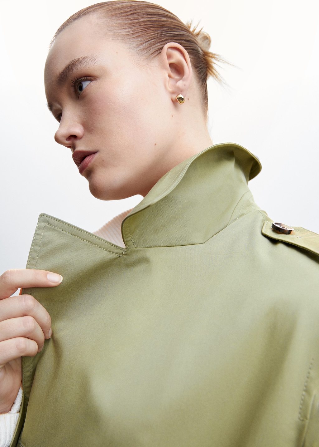 Double-breasted trench coat - Details of the article 4