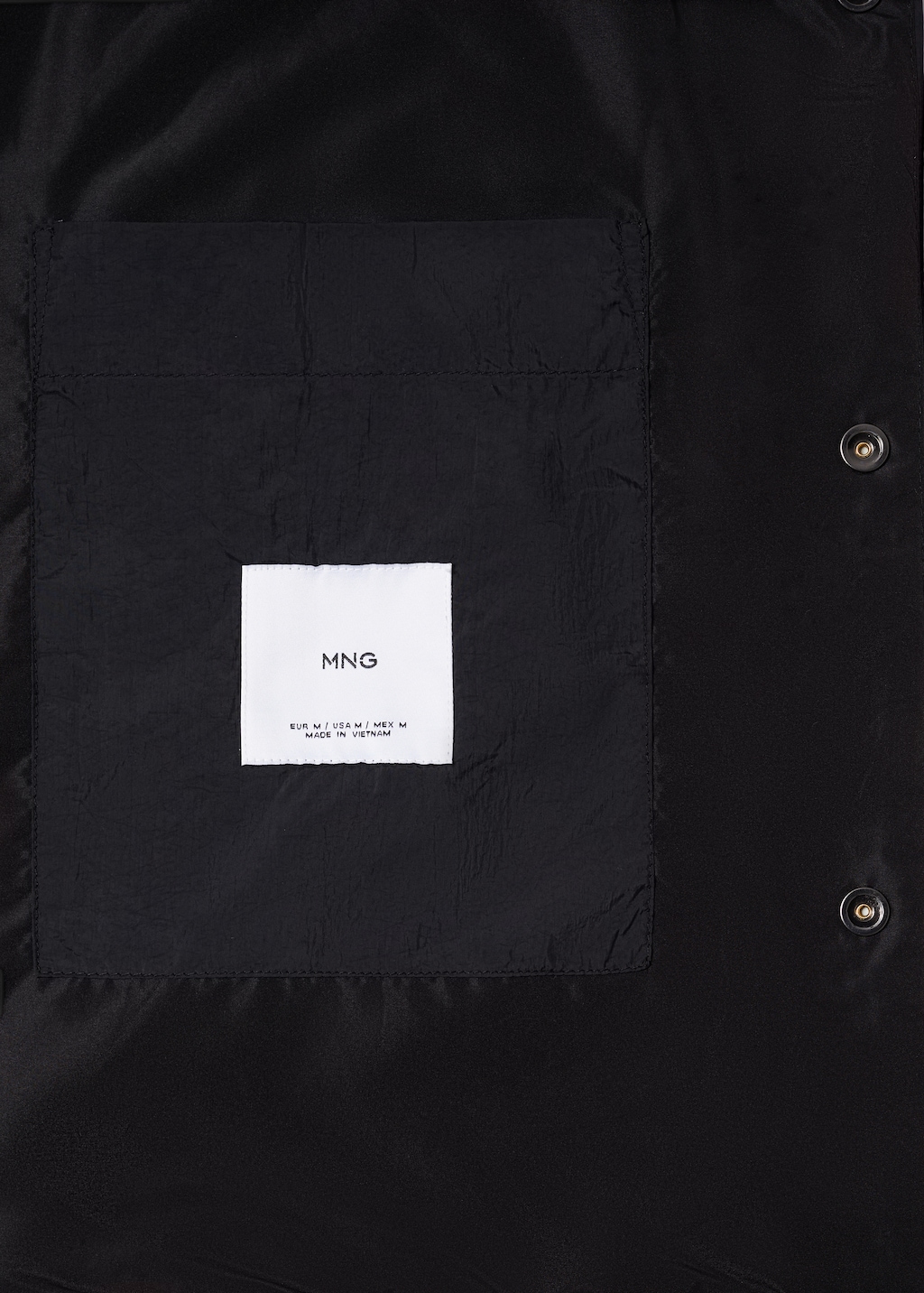 Water-repellent quilted gilet - Details of the article 8