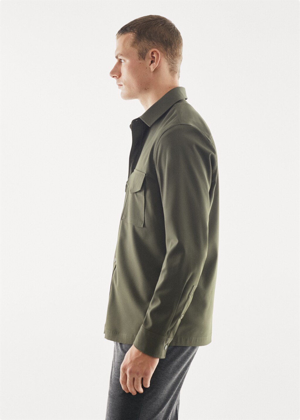 100% breathable cotton technical overshirt  - Details of the article 2