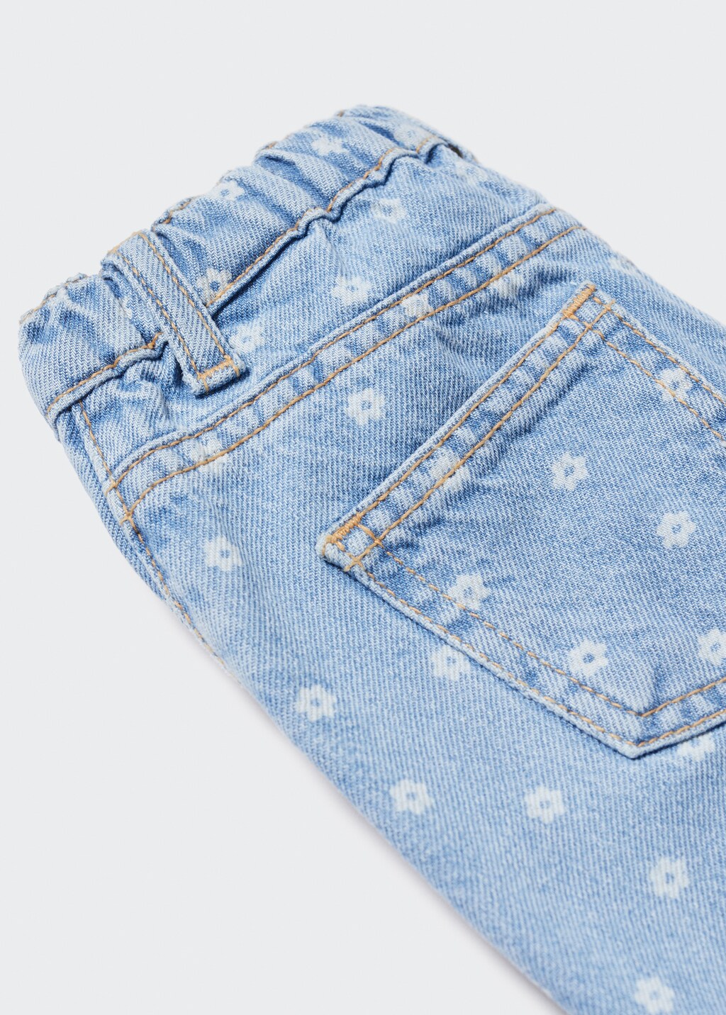 Printed straight jeans - Details of the article 0