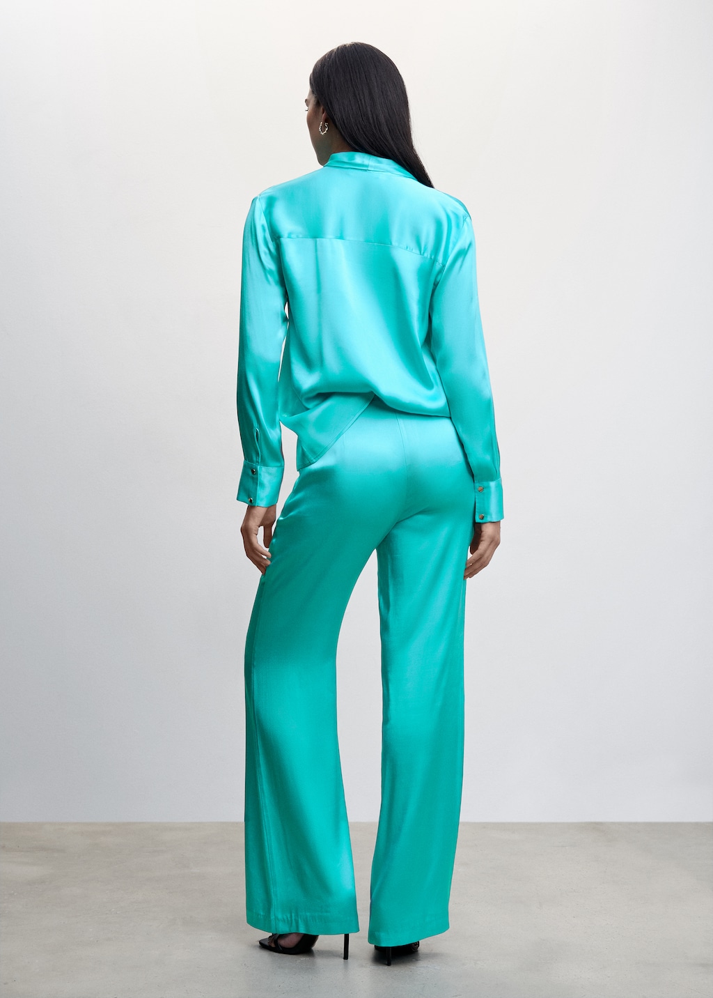 Satin palazzo trousers - Reverse of the article