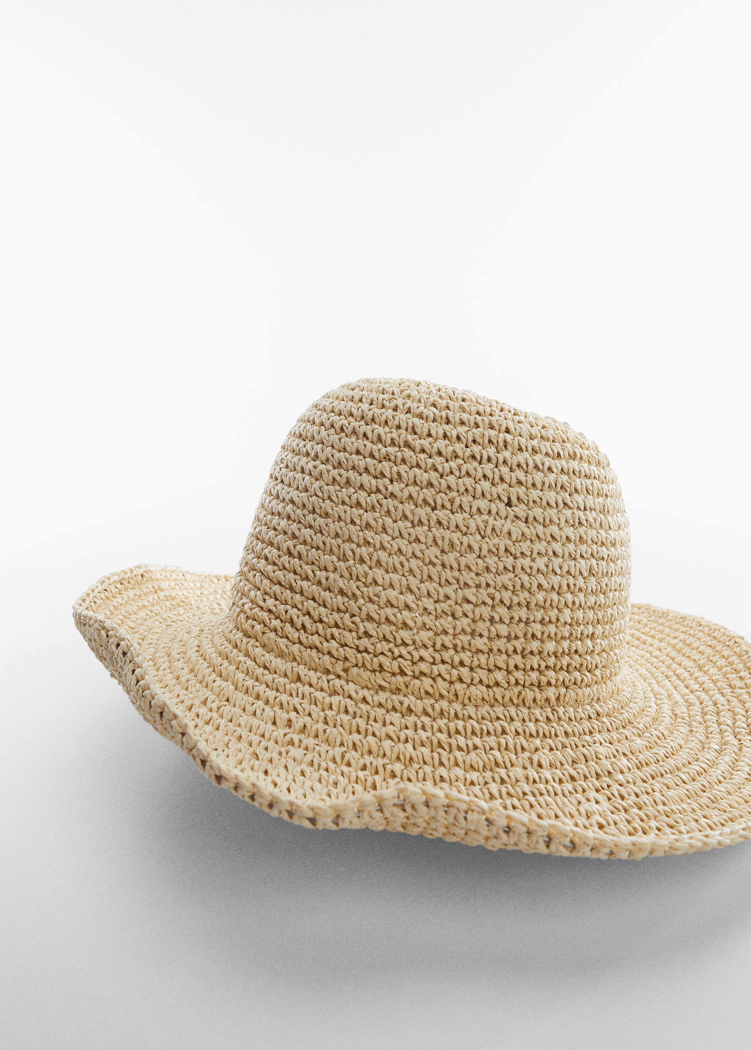 Chapeau fibre naturelle - Plan moyen