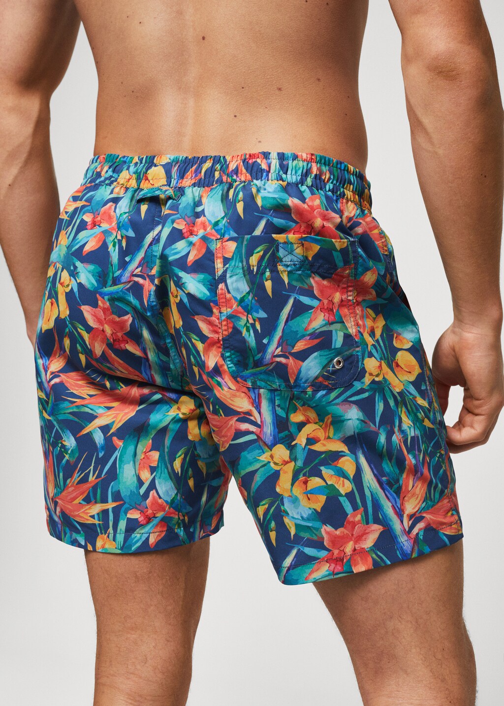 Hawaiian print swimming trunks - Details of the article 2