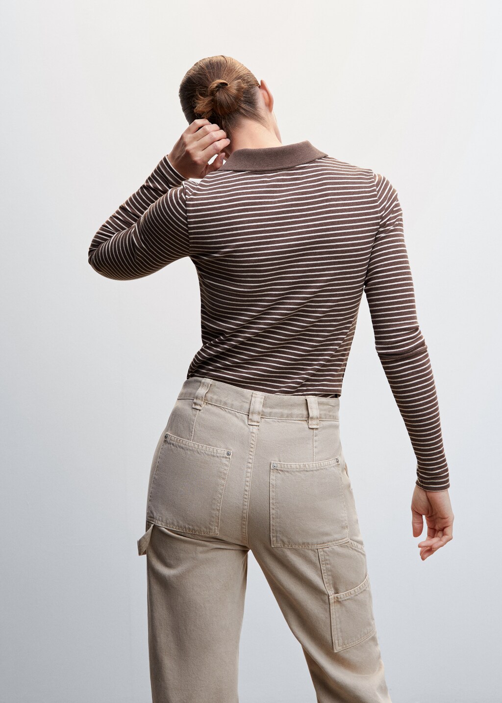 Gerippter Pullover in Poloshirt-Optik - Rückseite des Artikels