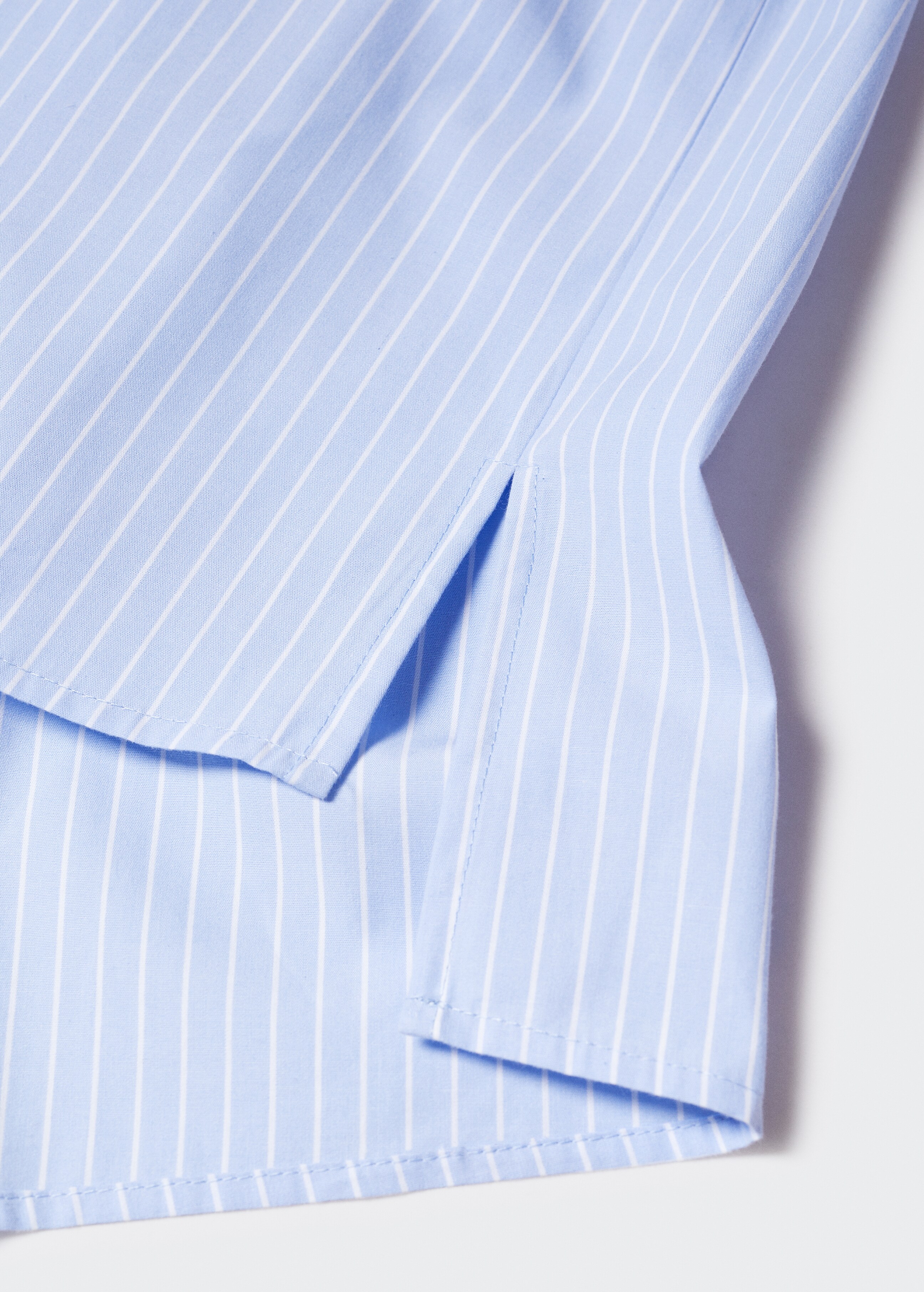 Striped shirt - Details of the article 8