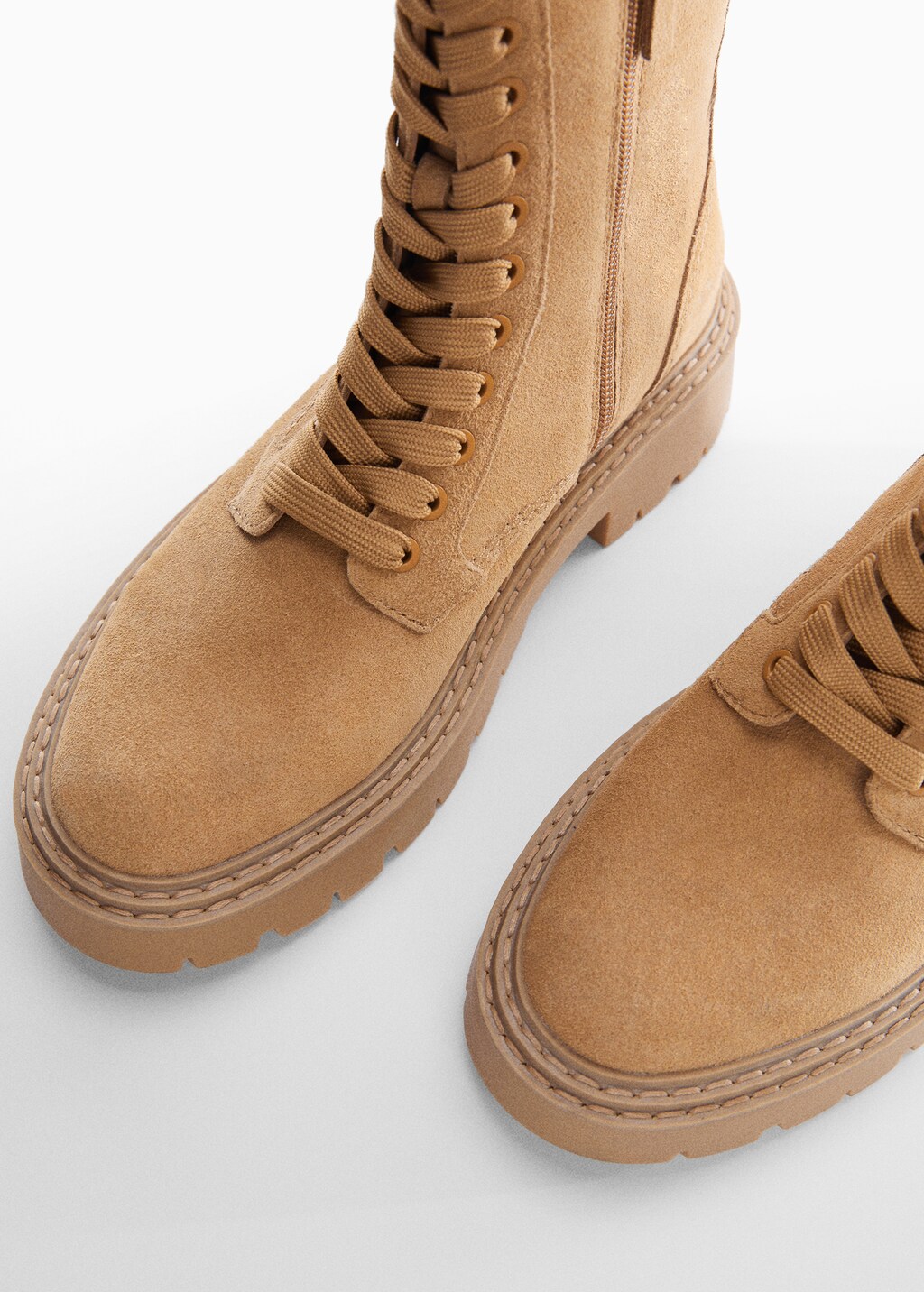 Leather lace-up boots - Details of the article 2