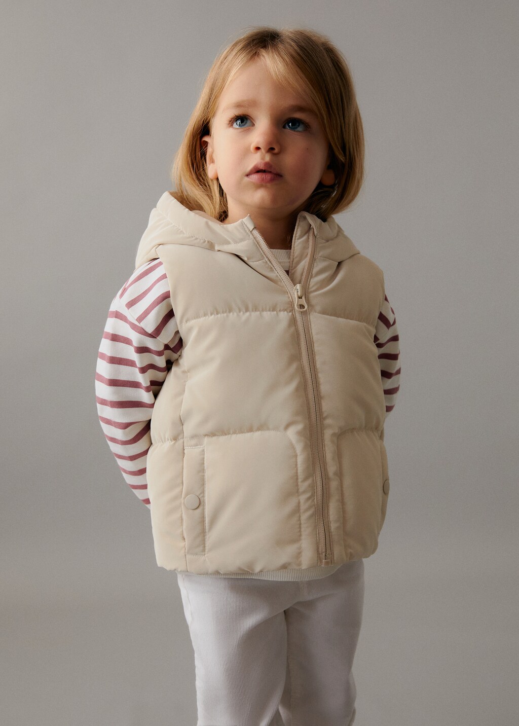 Quilted gilet with hood - Medium plane