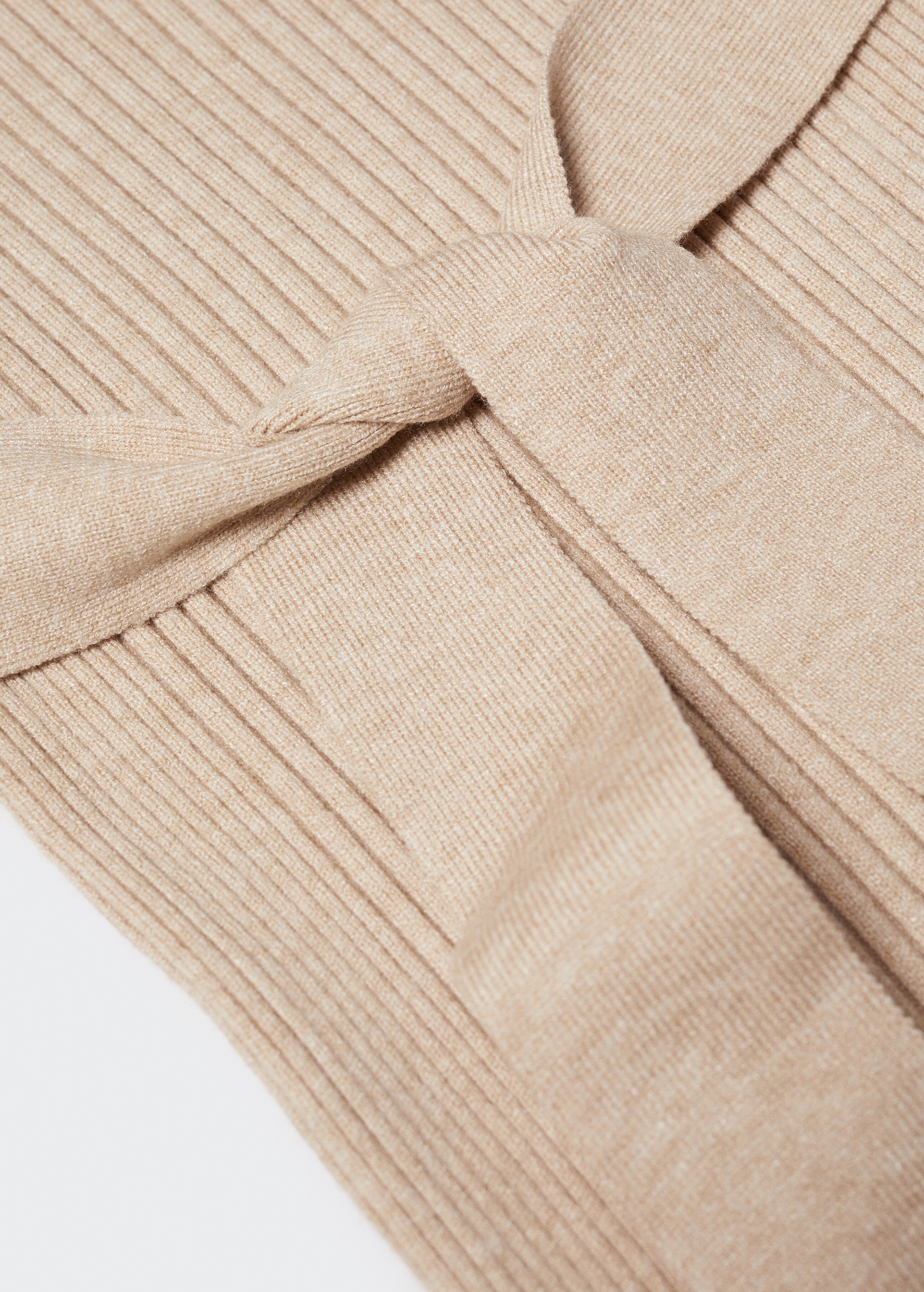 Ribbed dress with knot detail - Details of the article 8