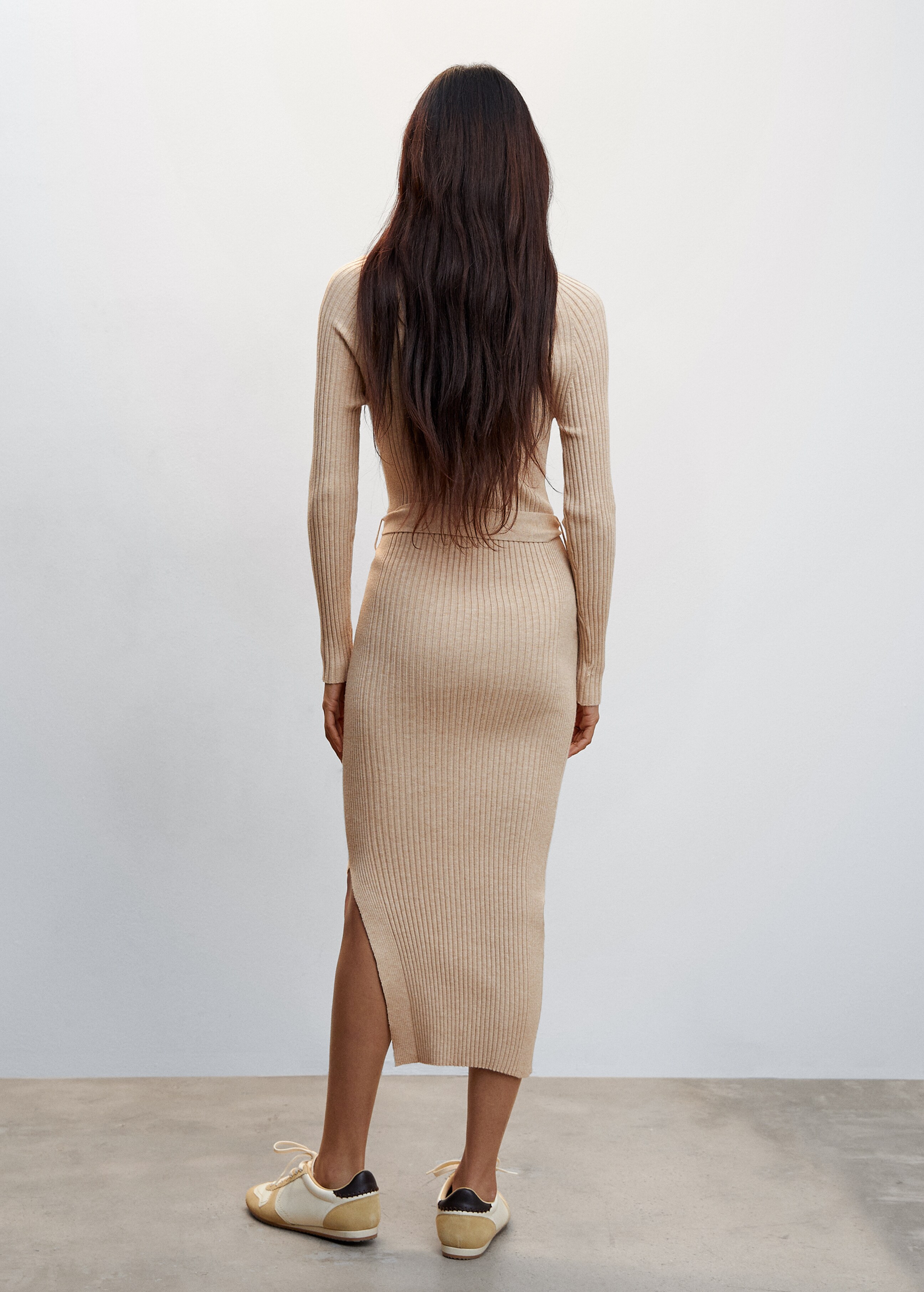 Ribbed dress with knot detail - Reverse of the article