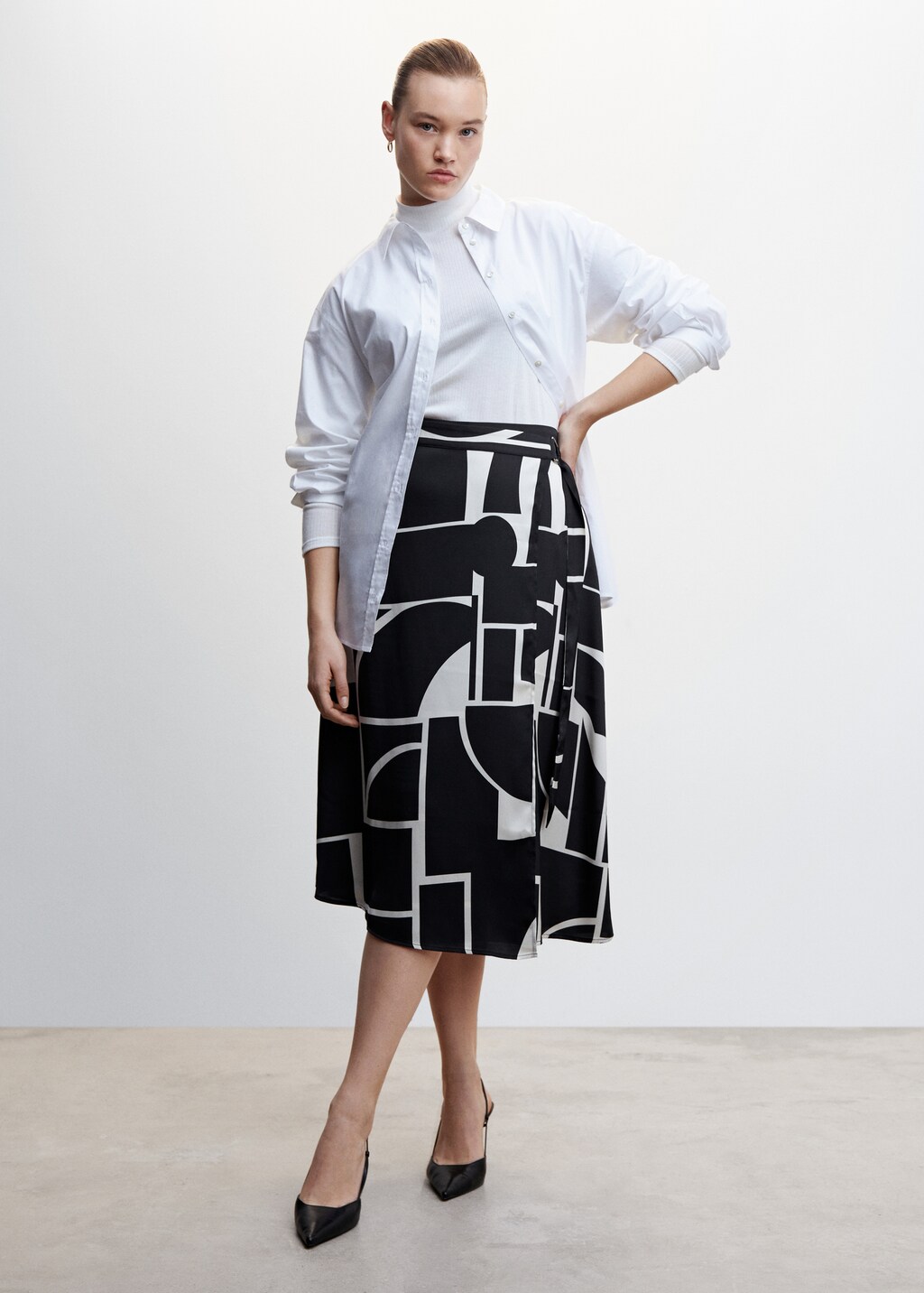 Printed satin skirt  - Details of the article 3