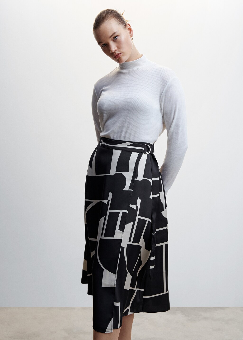 Printed satin skirt  - Details of the article 5