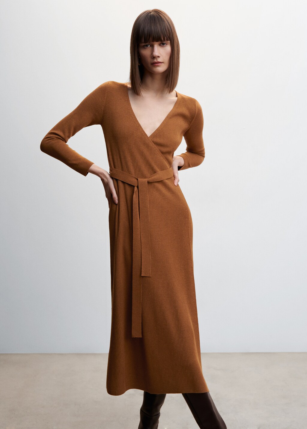 Bow knitted dress - Medium plane