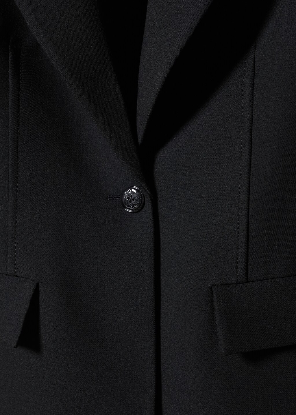 Lapels structured coat - Details of the article 8