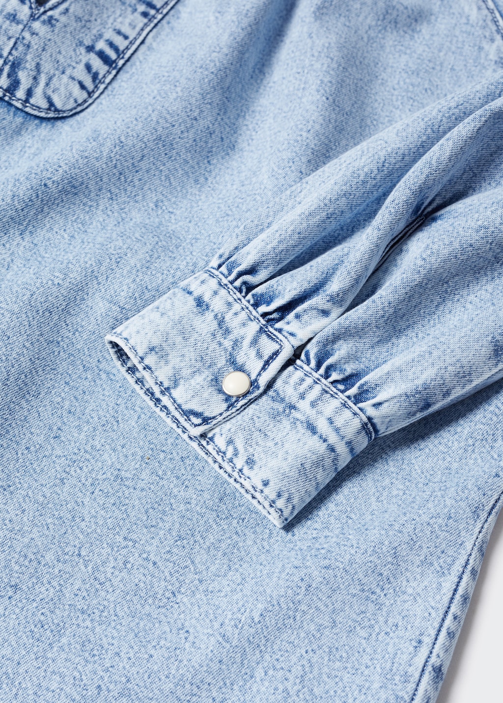 Oversize denim shirt - Details of the article 8