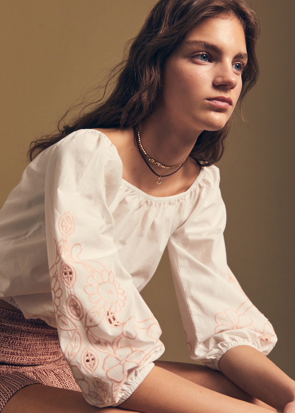 Embroidered details blouse - Details of the article 5