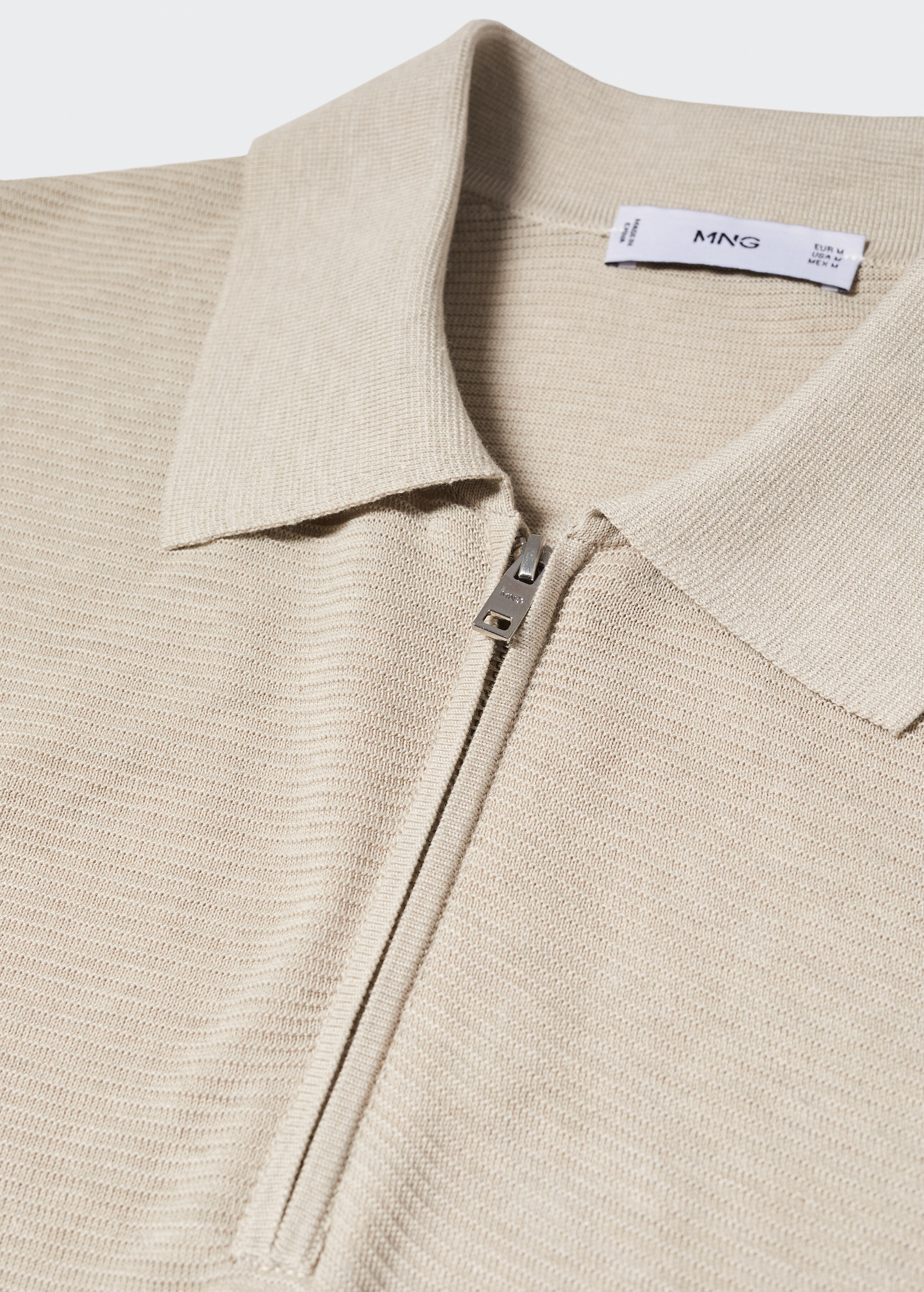 Structured fine-knit polo shirt - Details of the article 8