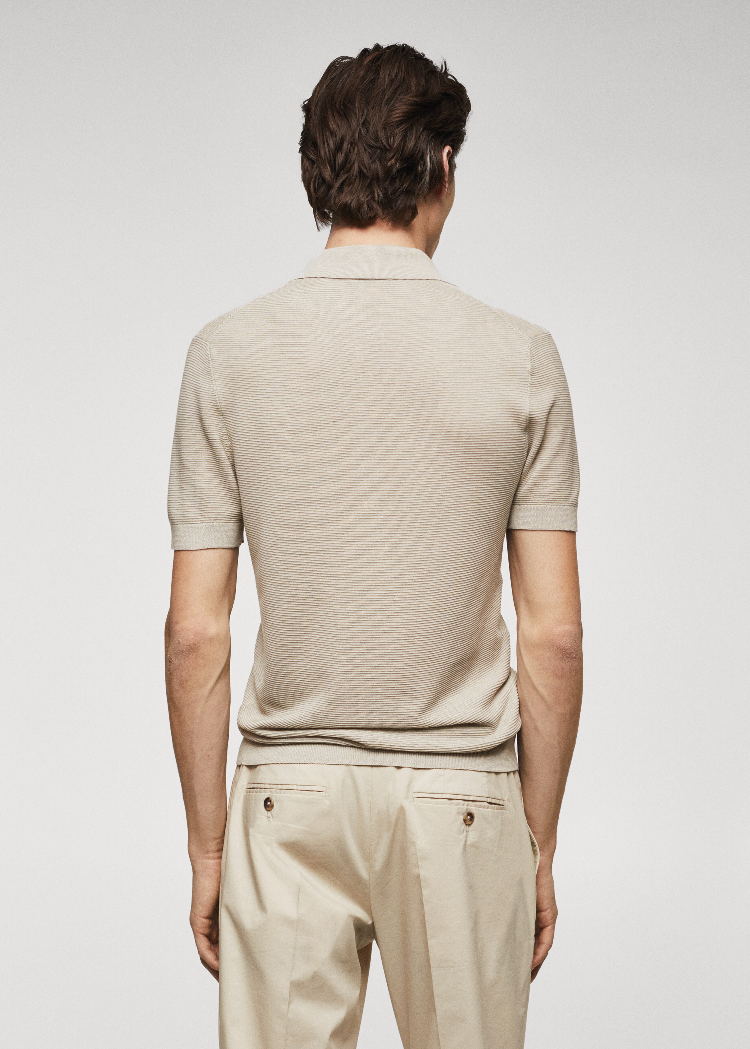 Structured fine-knit polo shirt - Reverse of the article