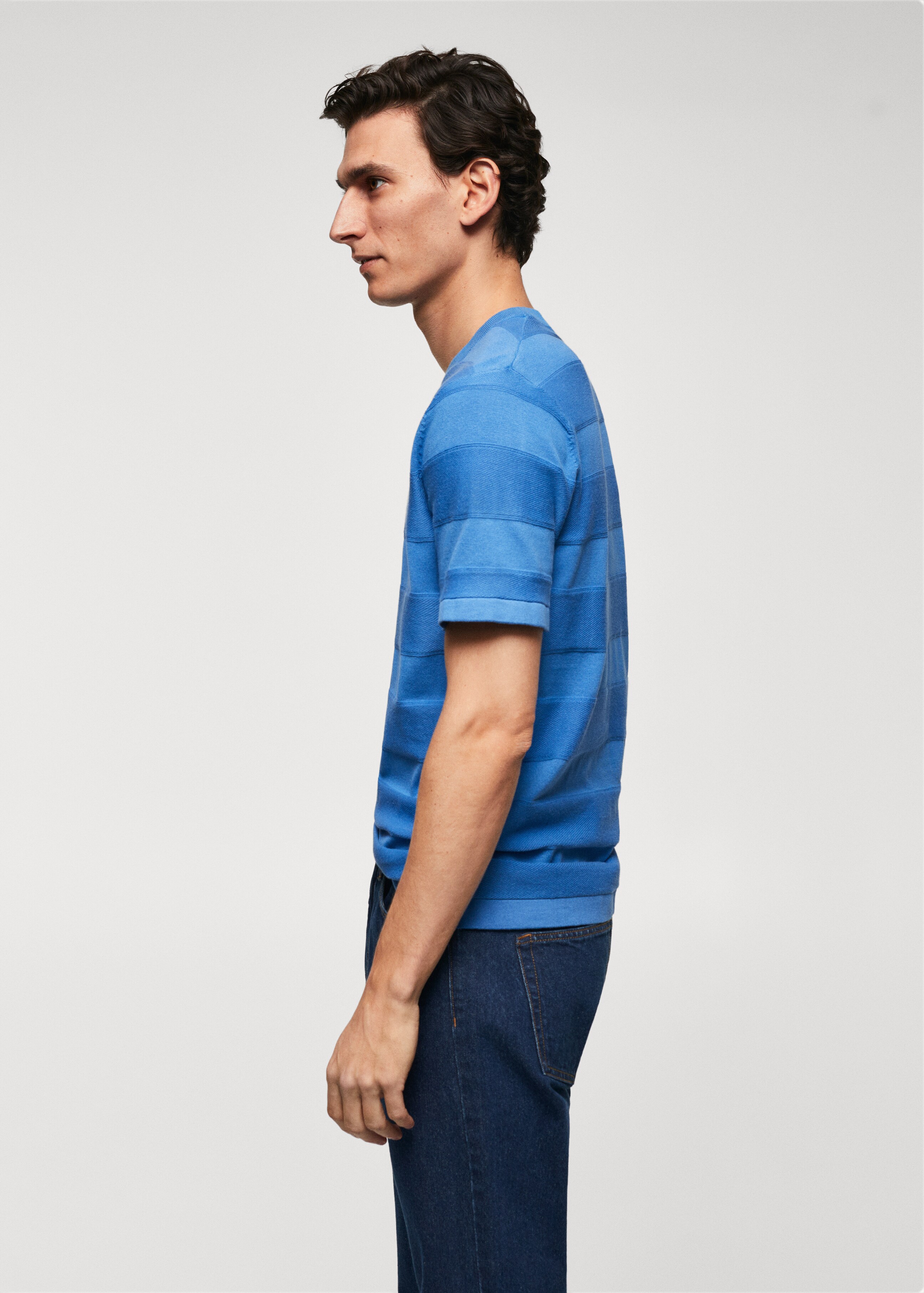 Cotton knitted t-shirt with striped structure - Details of the article 2