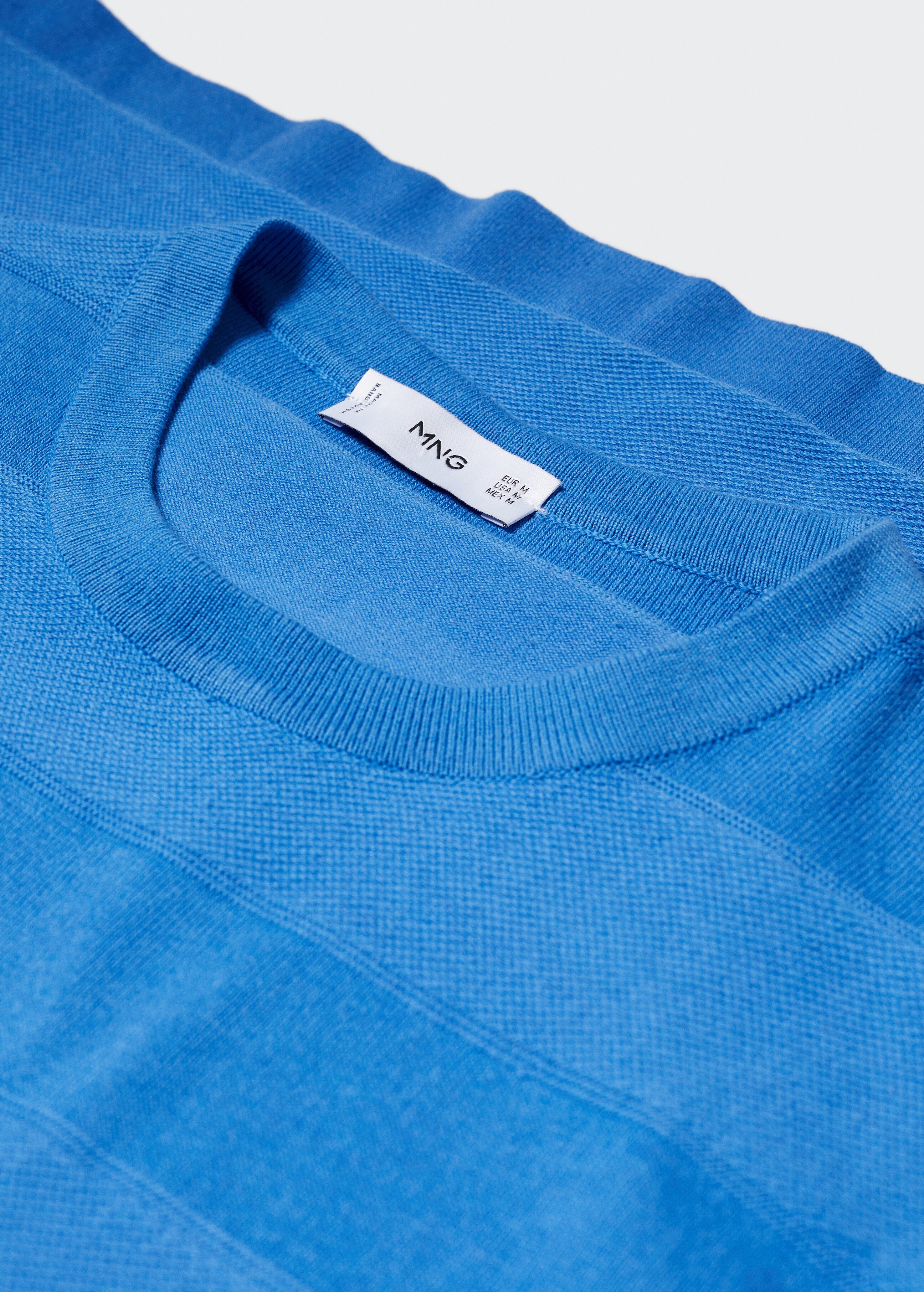 Cotton knitted t-shirt with striped structure - Details of the article 8
