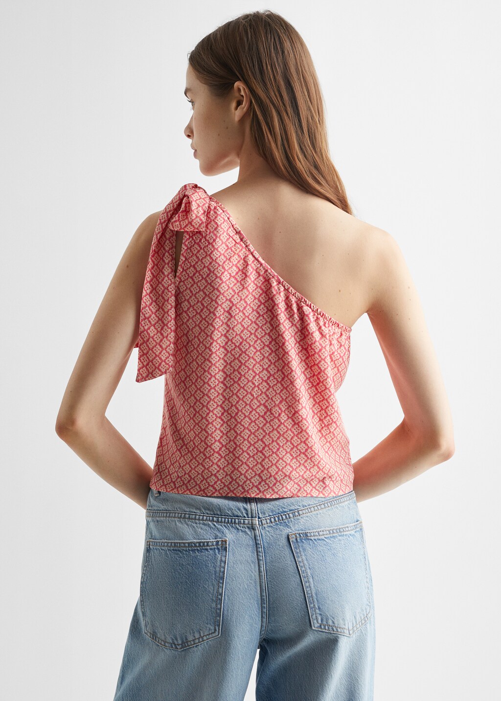 Asymmetric printed top - Reverse of the article