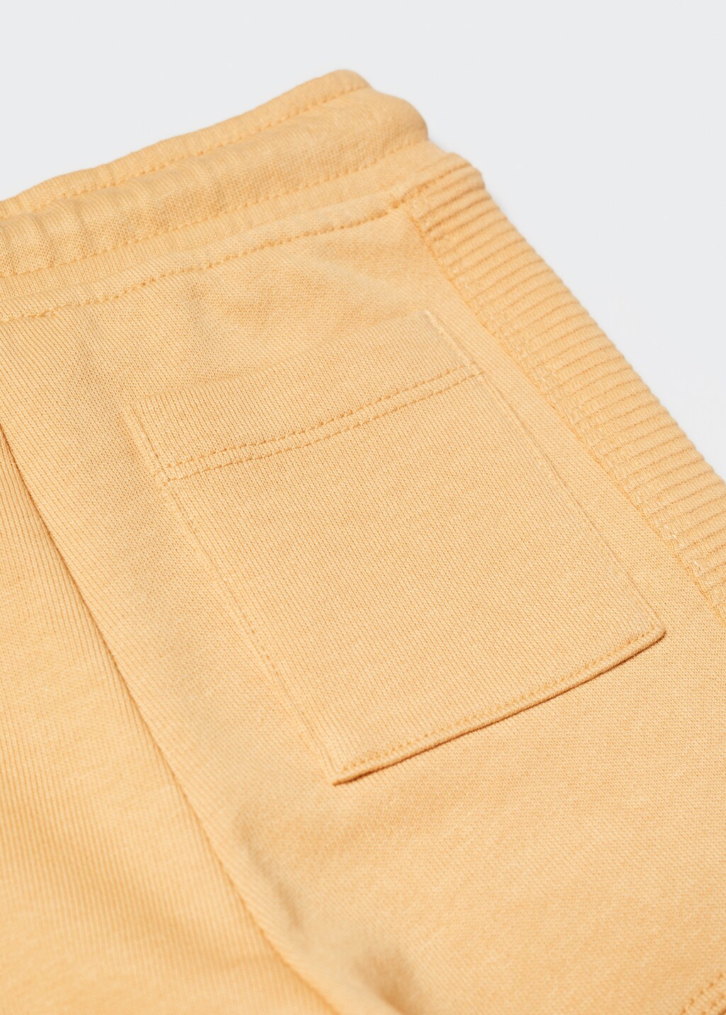 Drawstring jogger trousers - Details of the article 0