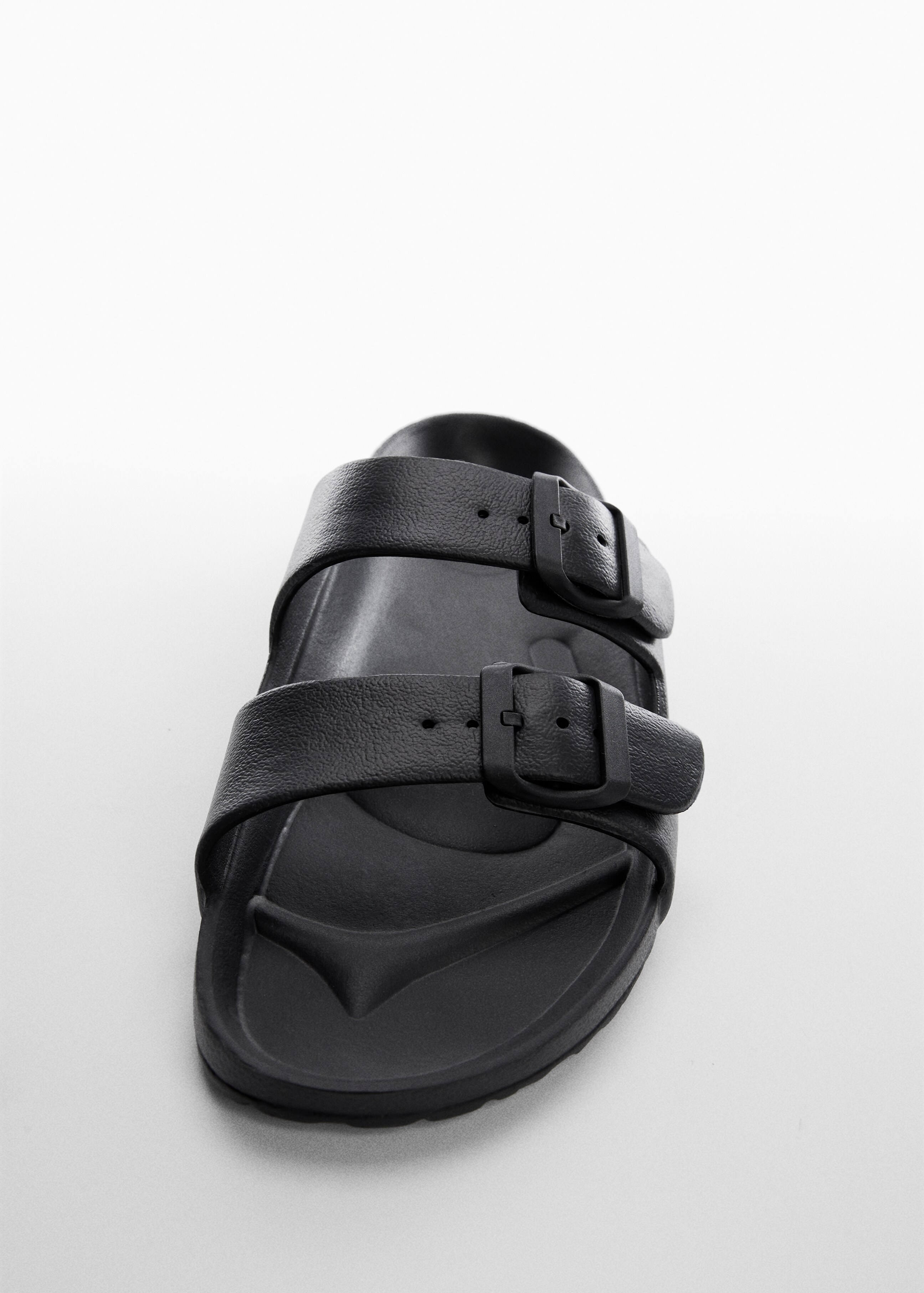 Rubber sandal with buckle - Details of the article 1