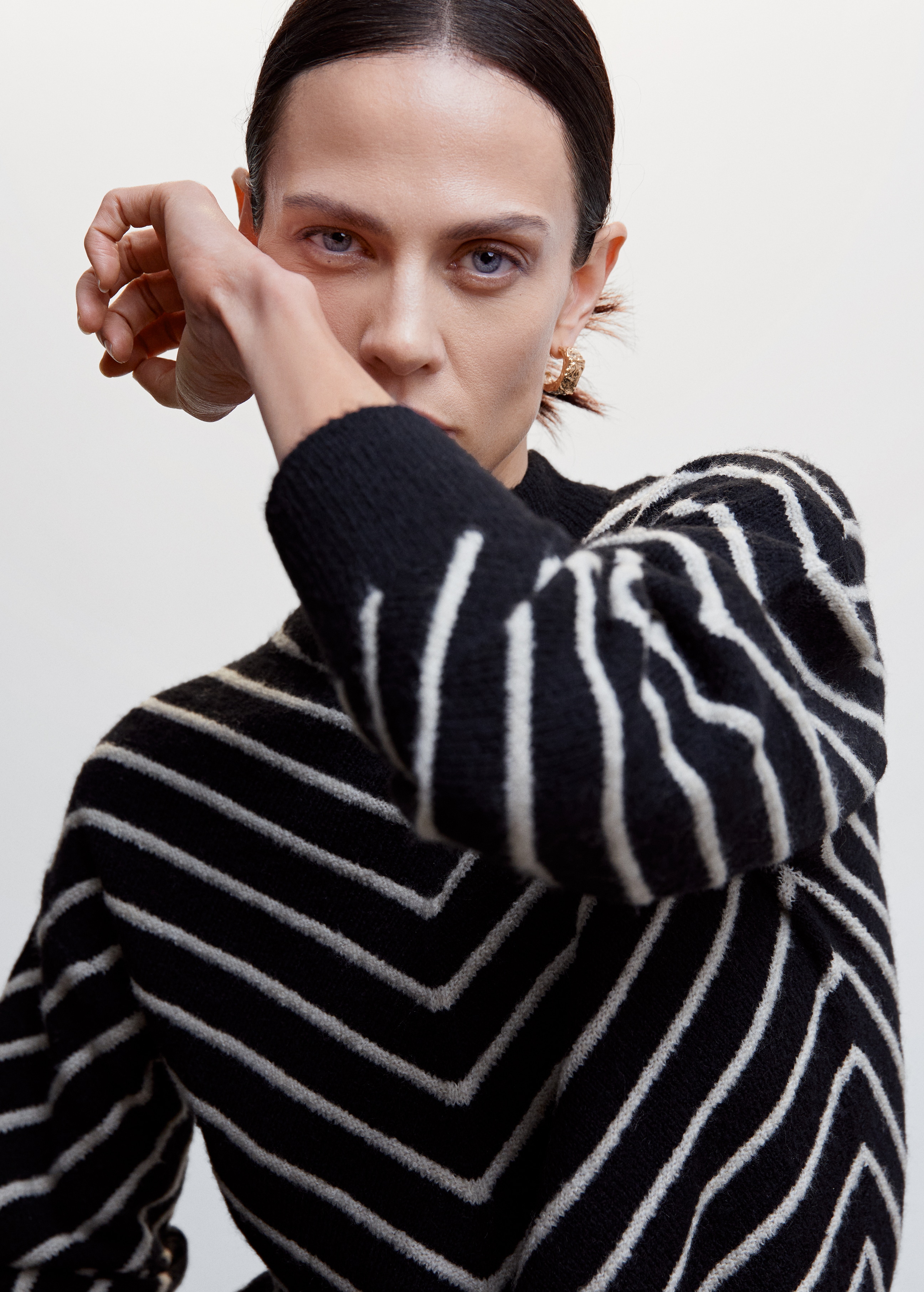 Stripe-print sweater with Perkins neck - Details of the article 1