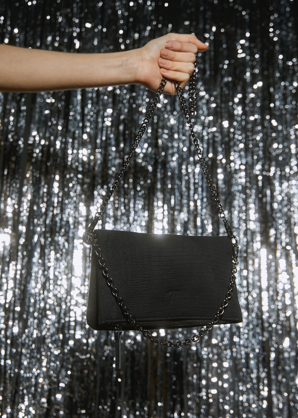 Chain envelope bag - Details of the article 5