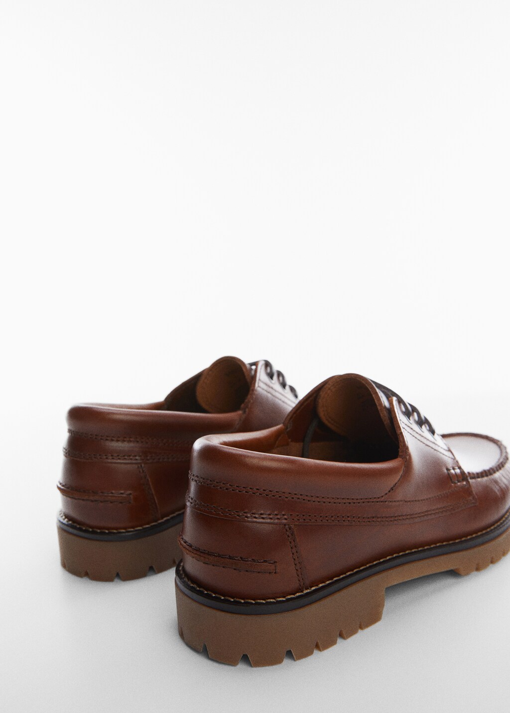 Leather boat shoes - Details of the article 2