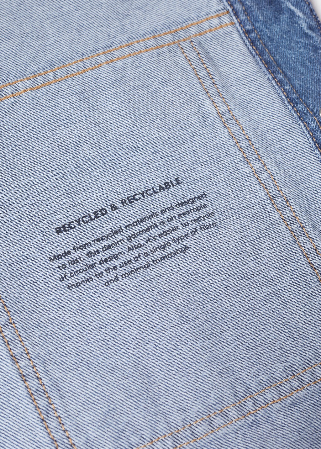 Pocketed denim jacket - Details of the article 0