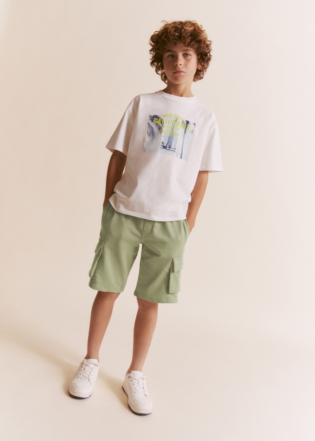 Cargo pockets Bermuda shorts - Details of the article 6