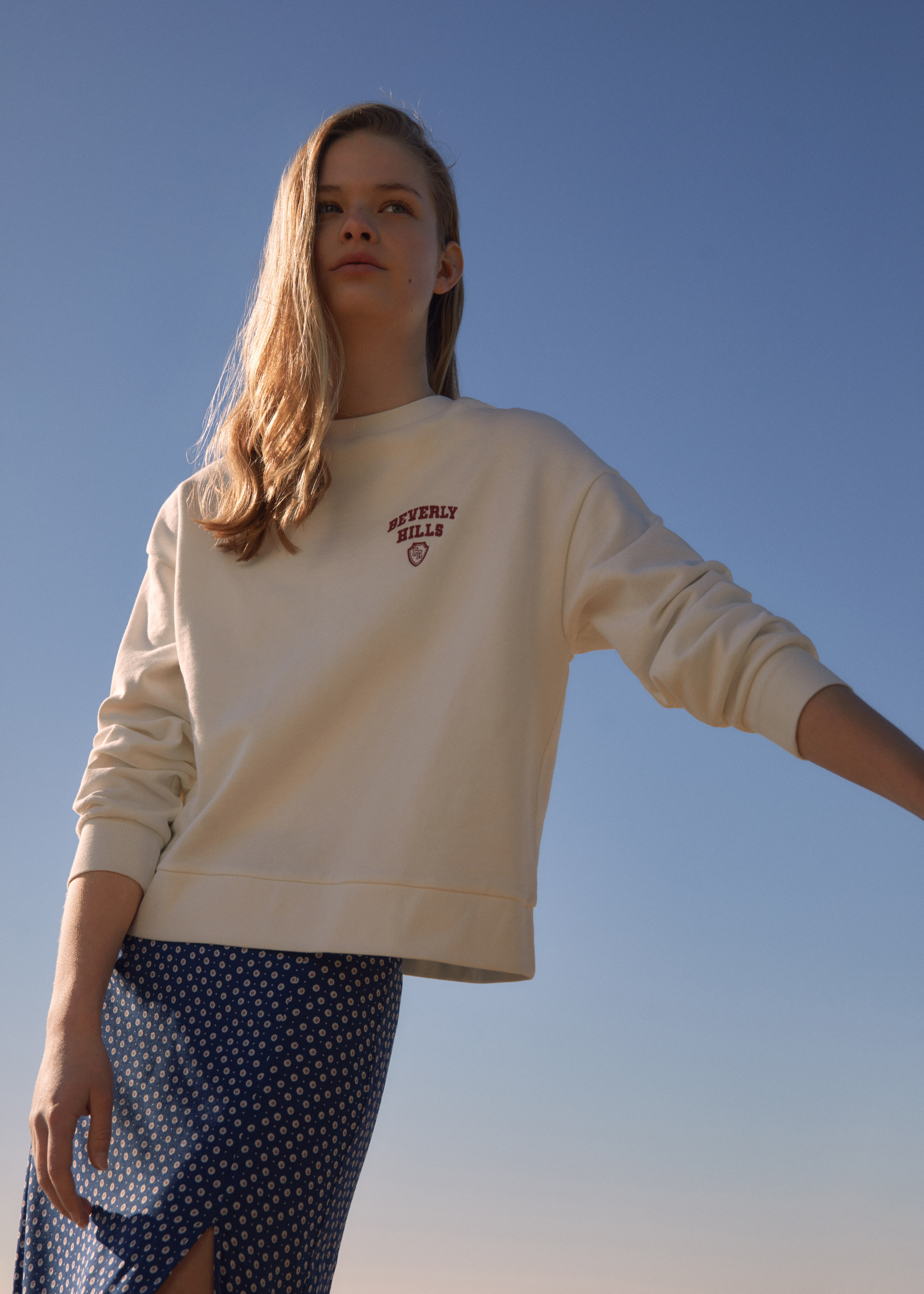 Embroidered detail cotton sweatshirt - Details of the article 5