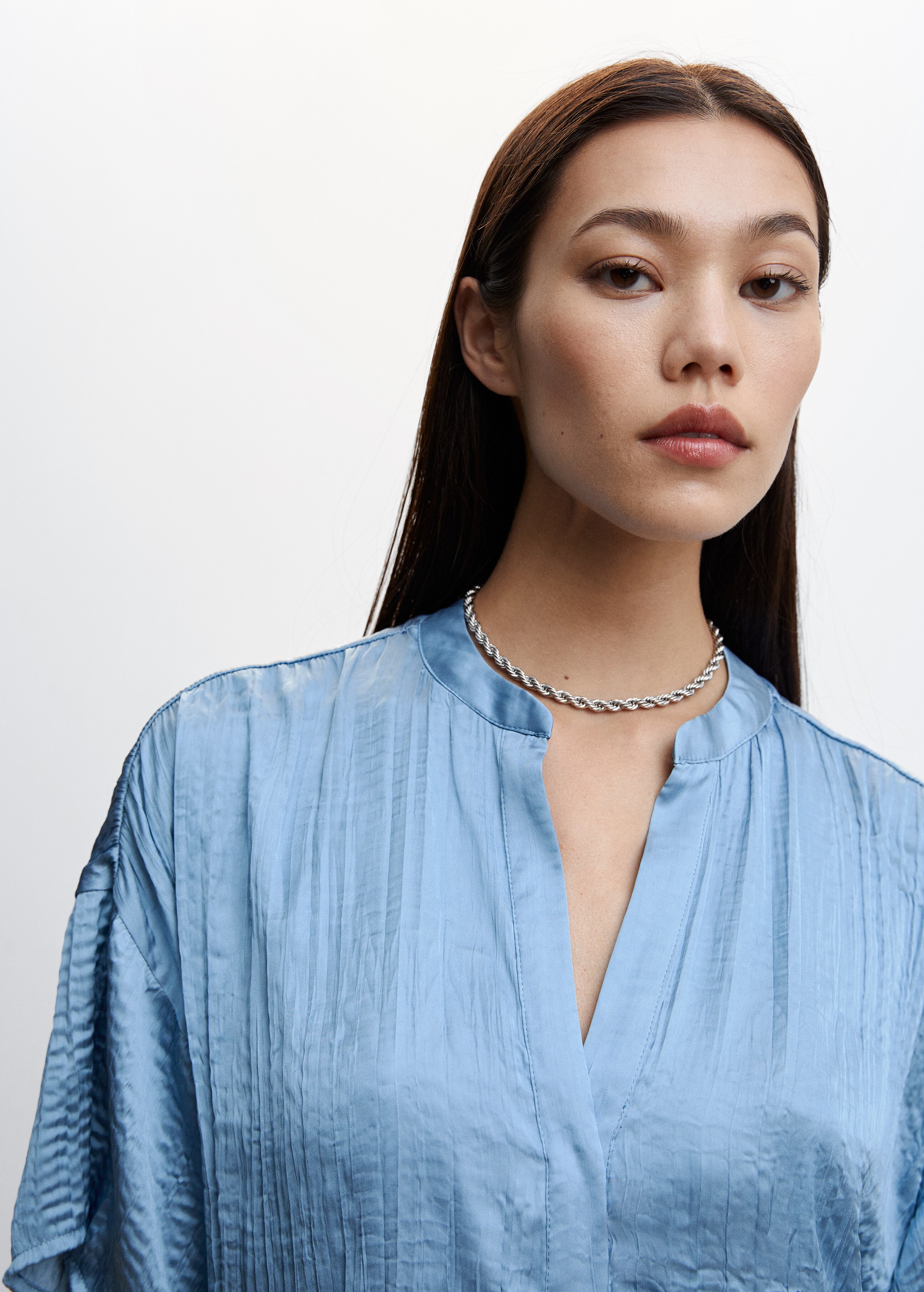 Satin pleated blouse - Details of the article 1