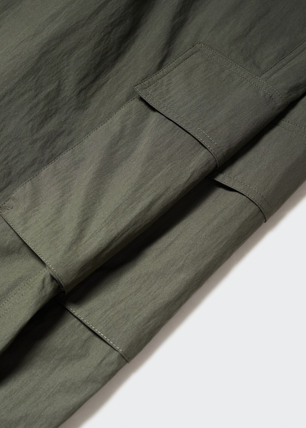 Pocket cargo pants - Details of the article 8