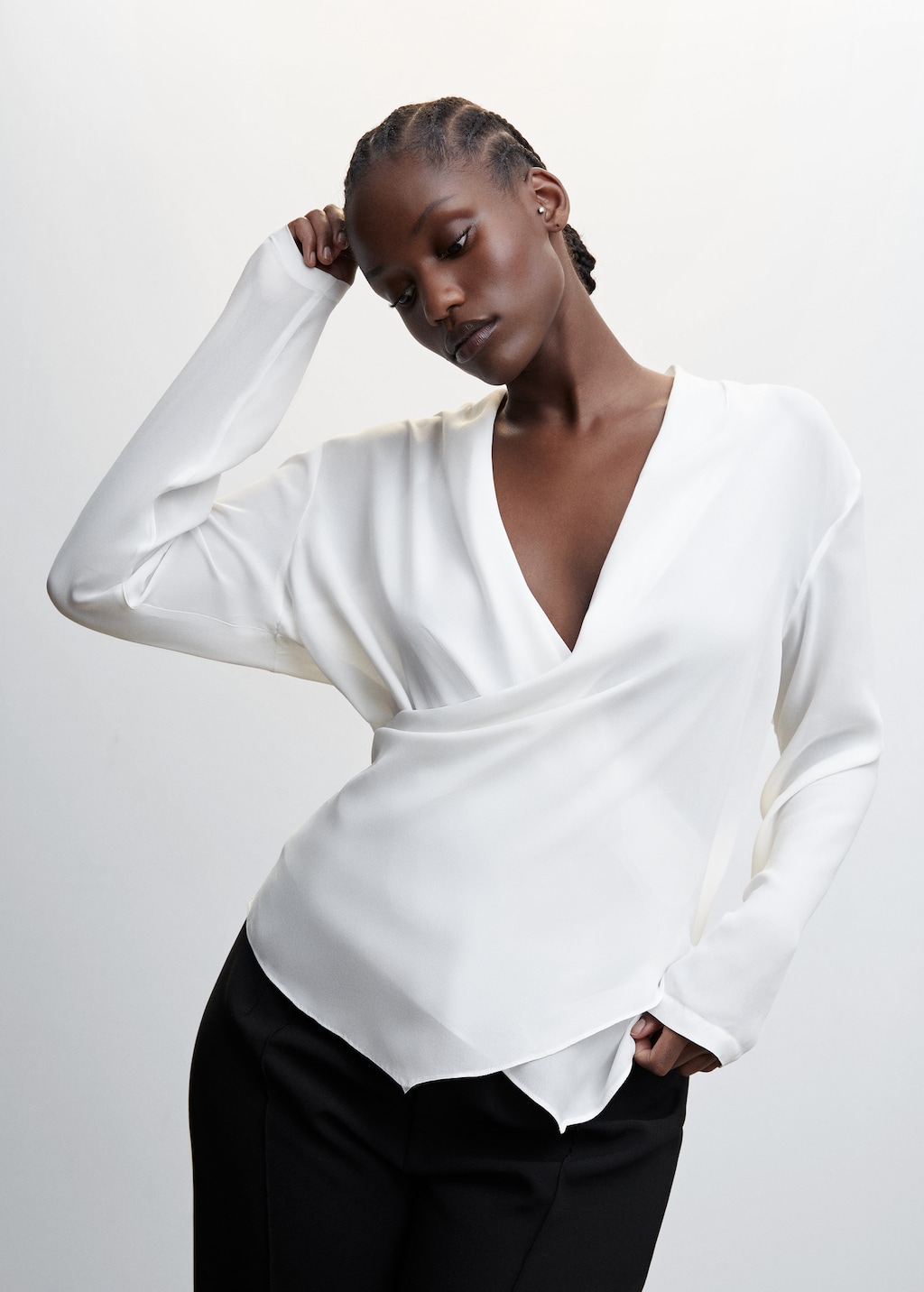 Draped crossover neckline blouse - Details of the article 5