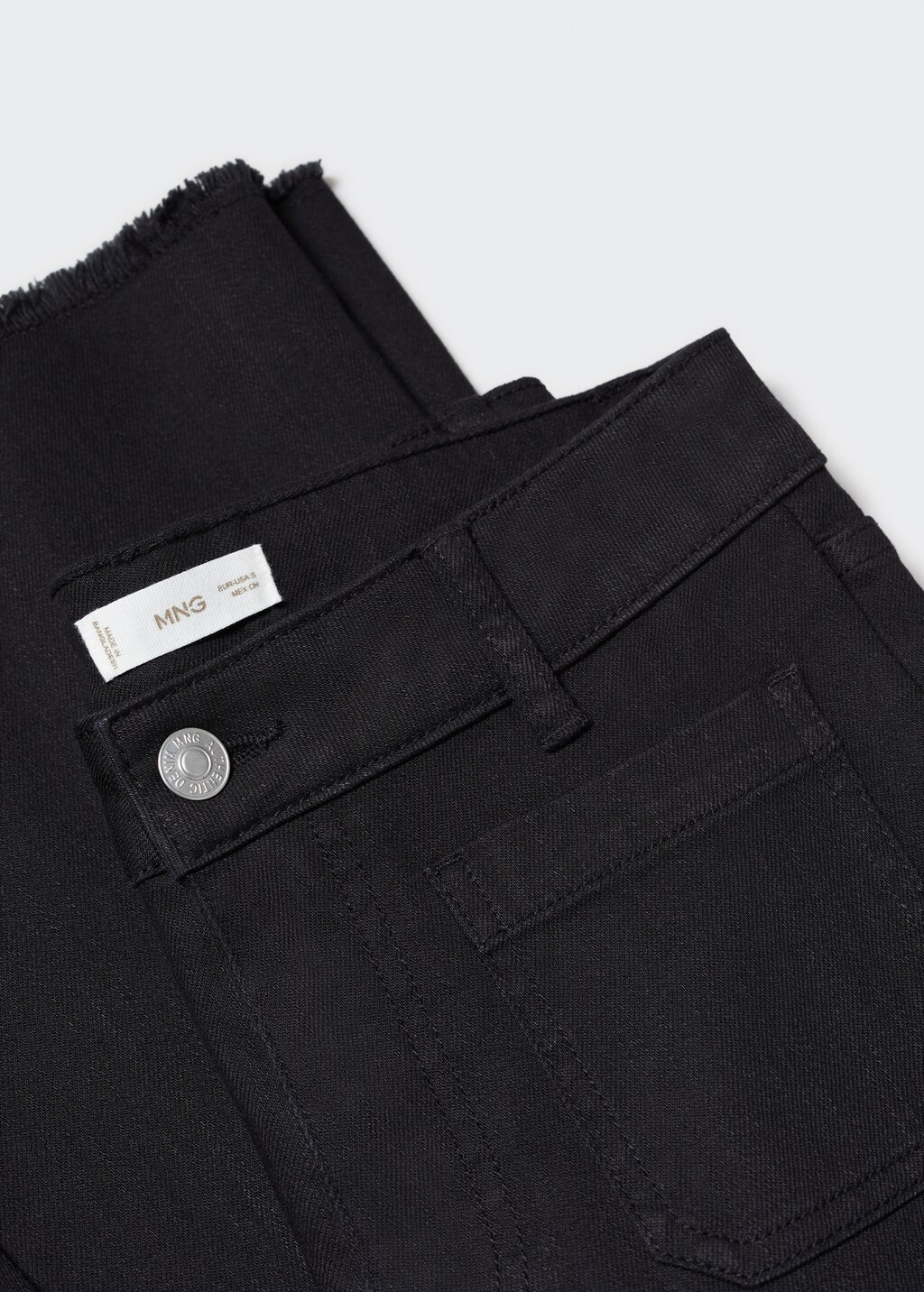 Flared jeans with pocket - Details of the article 8