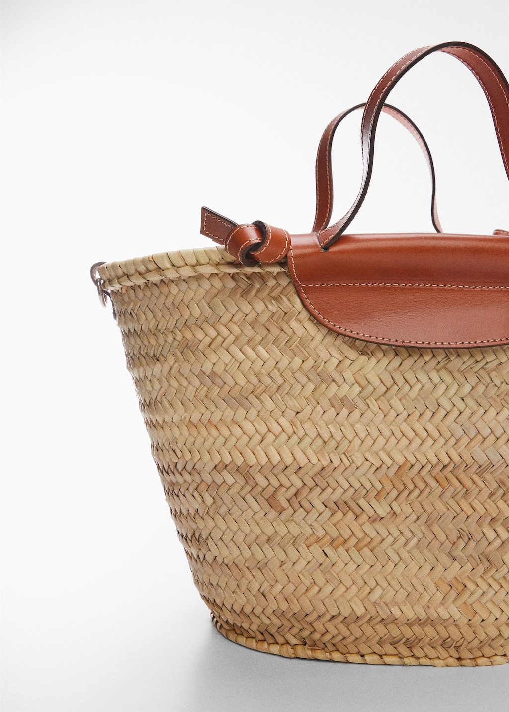 Raffia tote <b>bag</b> - Details of the article 1.