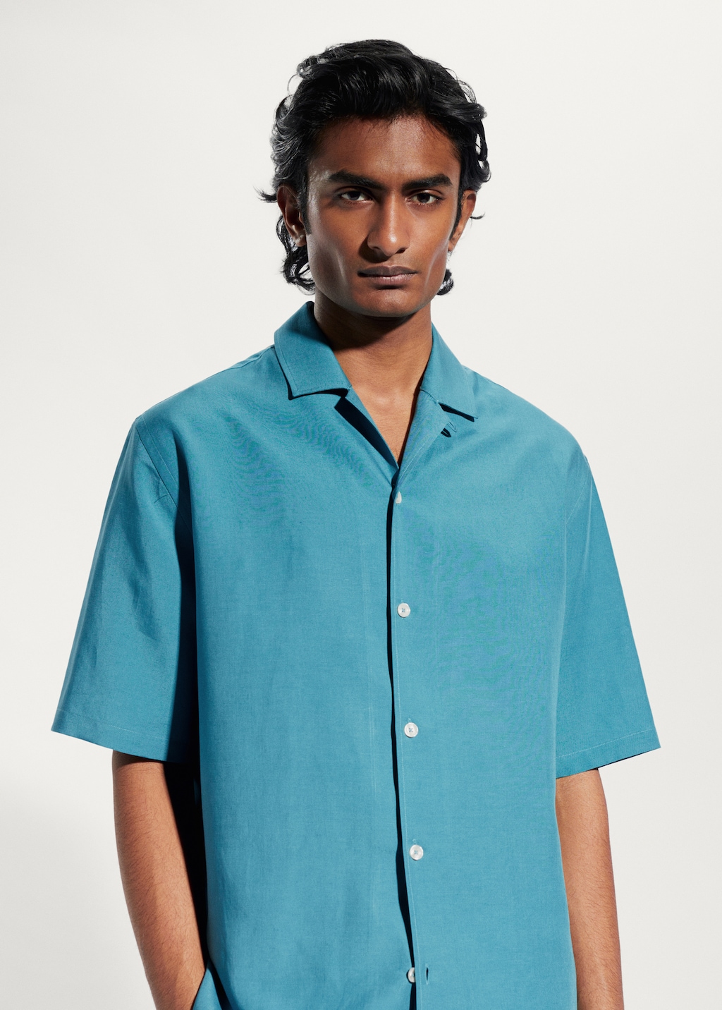 Regular-fit linen bowling shirt - Details of the article 1