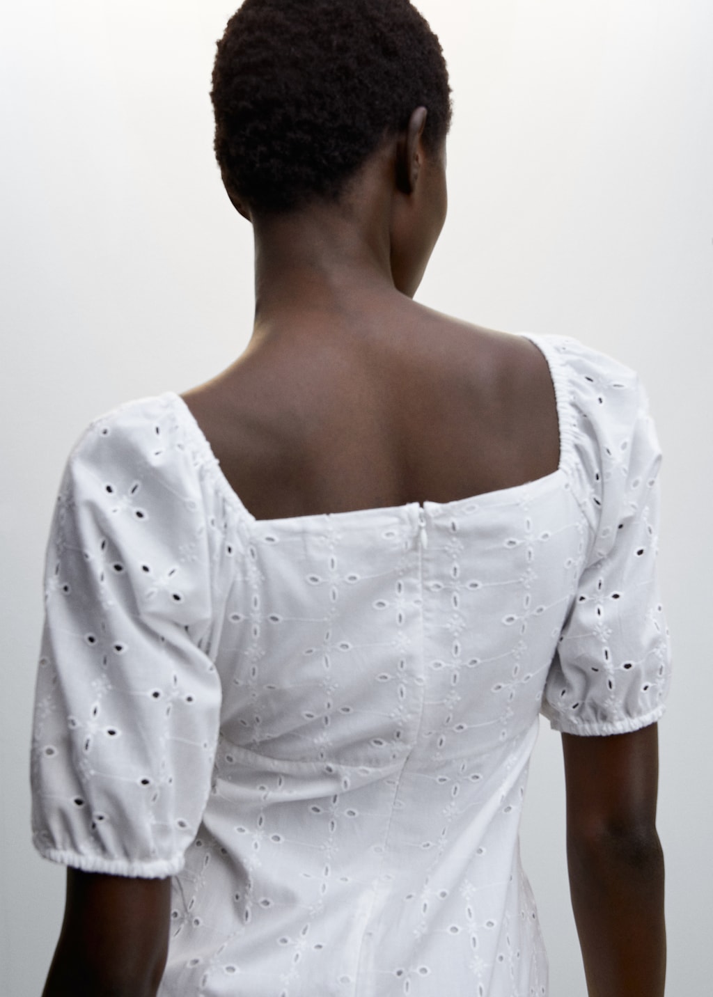 Broderie anglaise dress - Details of the article 1