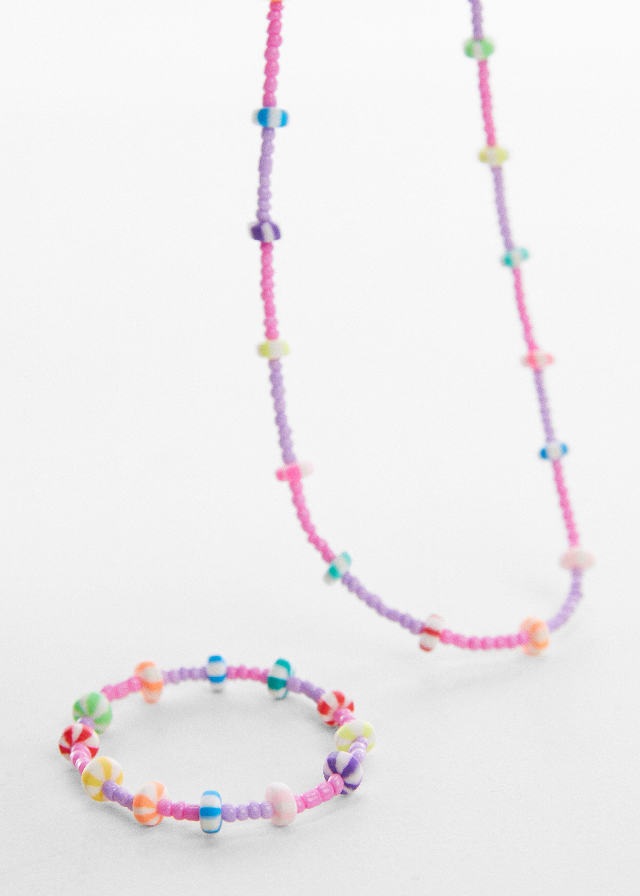 Mixed bead necklace - Medium plane