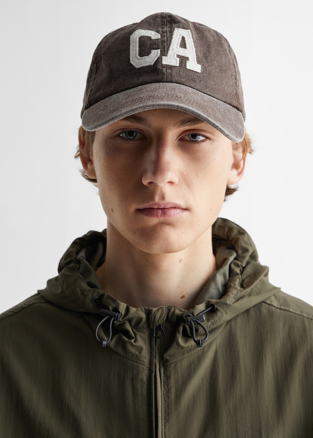 CA embroidered cap - Details of the article 2