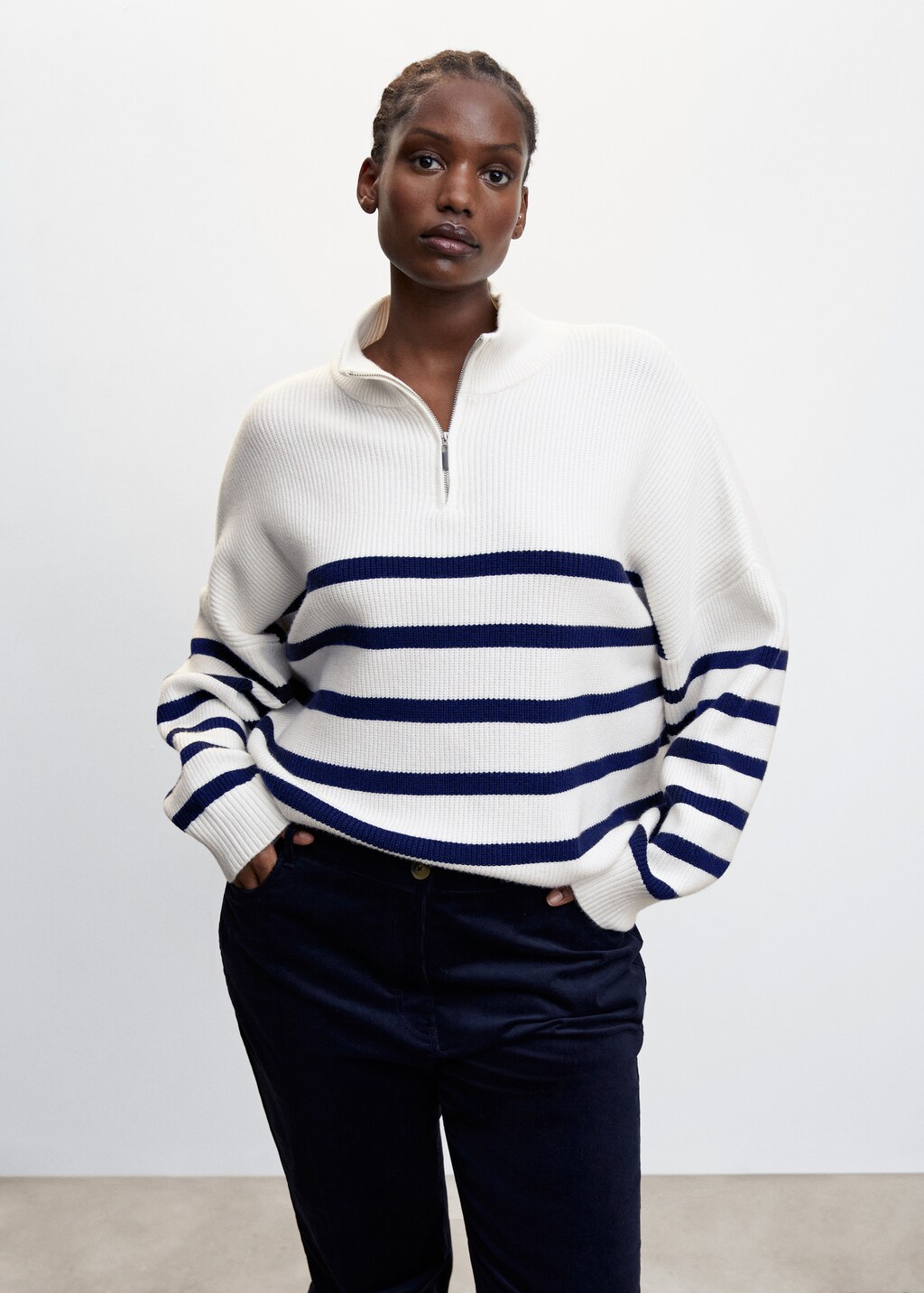 Striped sweater with zip - Details of the article 5