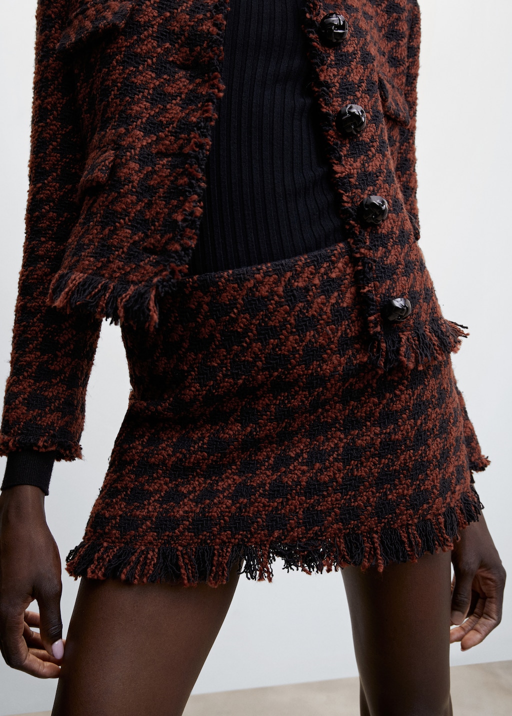 Tweed miniskirt - Details of the article 1