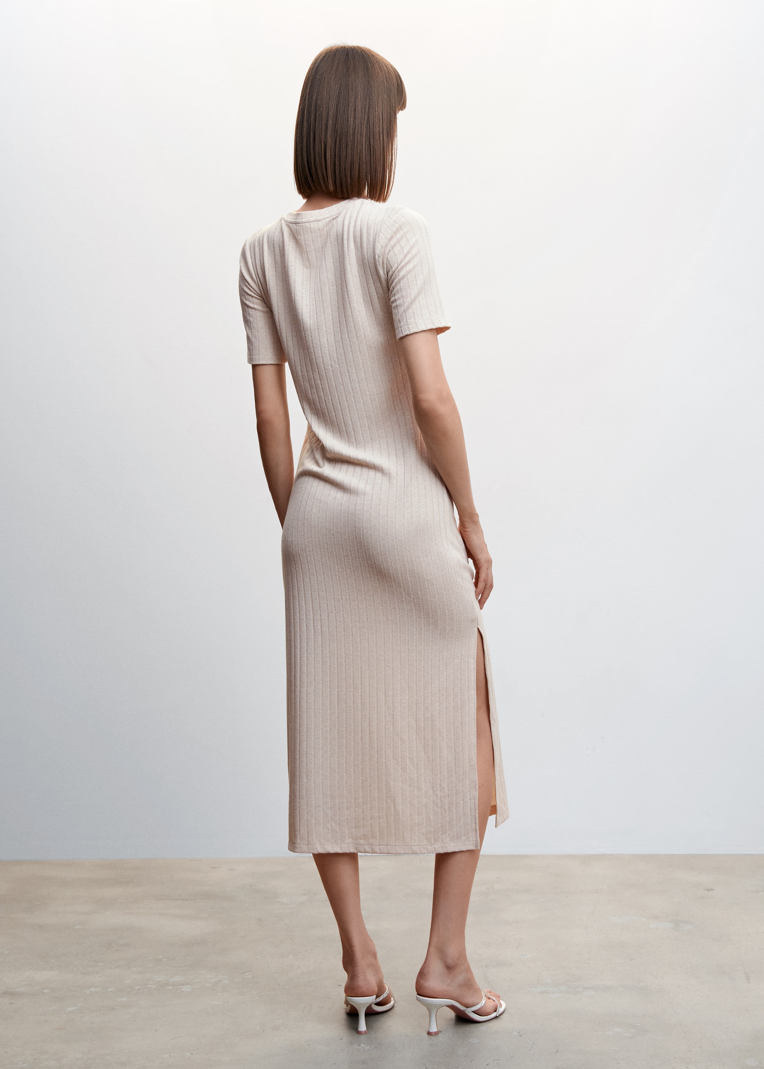 Ribbed knit dress - Reverse of the article